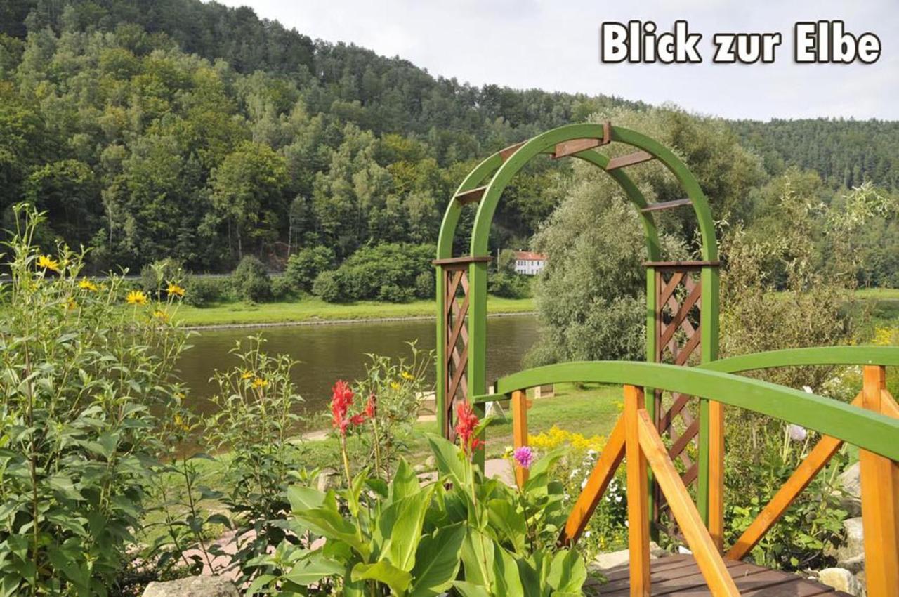 Campingplatz Am Treidlerweg ケーニッヒスシュタイン・アン・デ・エルベ エクステリア 写真