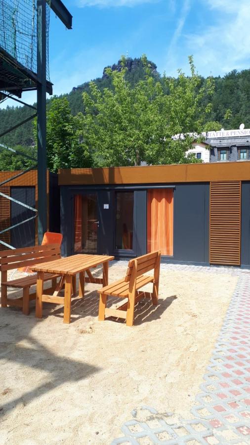 Campingplatz Am Treidlerweg ケーニッヒスシュタイン・アン・デ・エルベ エクステリア 写真