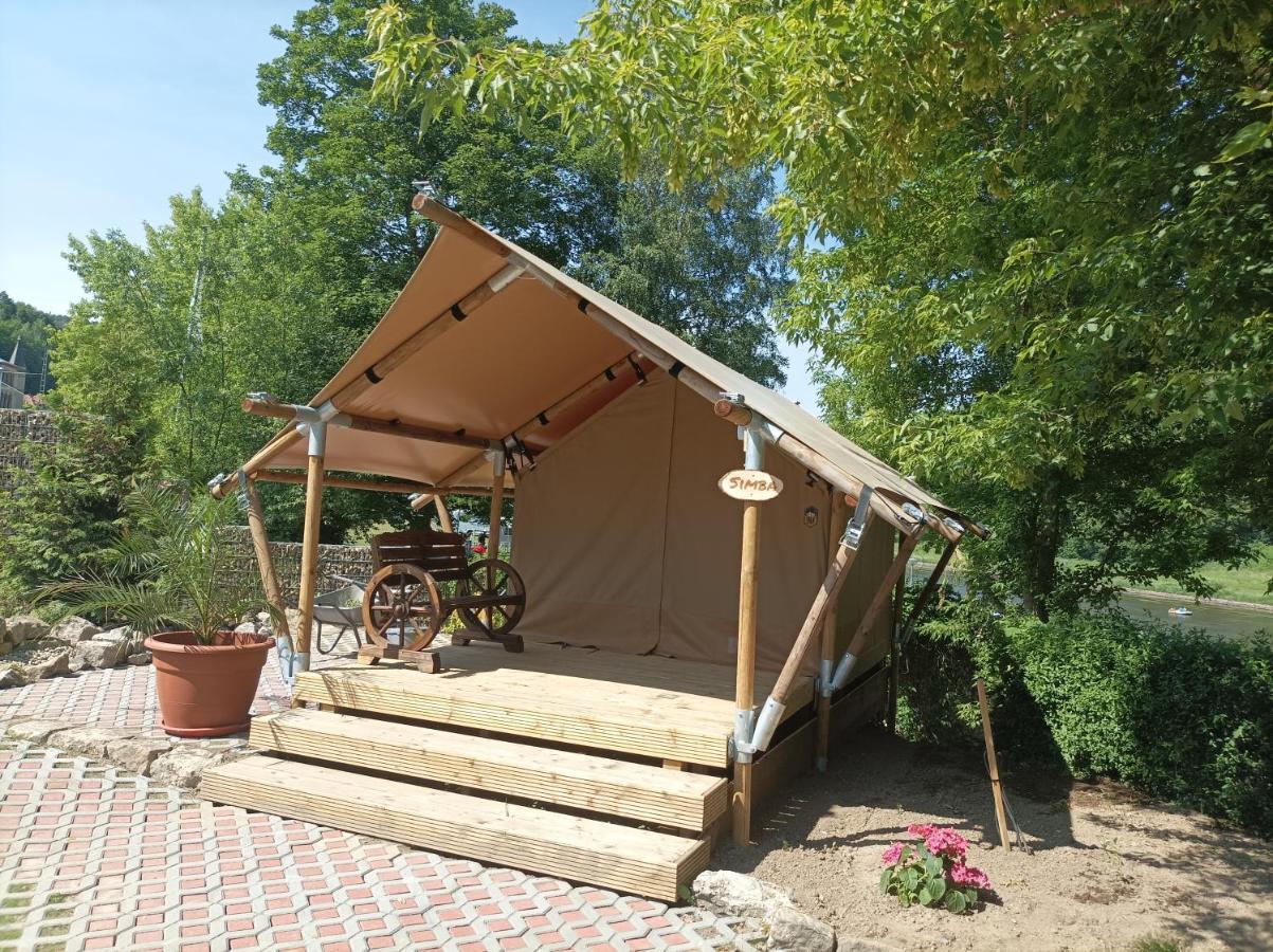 Campingplatz Am Treidlerweg ケーニッヒスシュタイン・アン・デ・エルベ エクステリア 写真