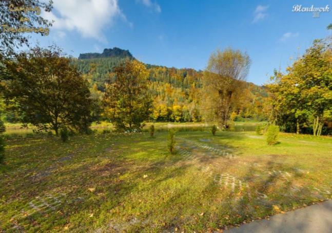 Campingplatz Am Treidlerweg ケーニッヒスシュタイン・アン・デ・エルベ エクステリア 写真