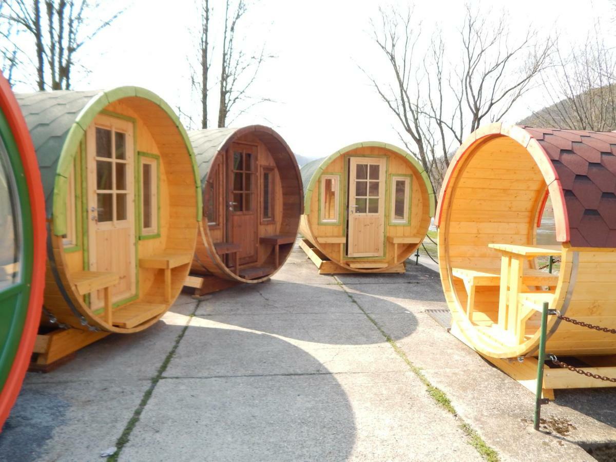 Campingplatz Am Treidlerweg ケーニッヒスシュタイン・アン・デ・エルベ エクステリア 写真